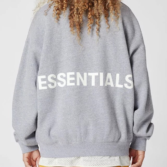 S size Essentials Crew Neck Sweatshirt