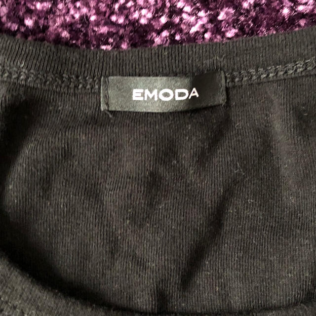 EMODA(エモダ)のEMODA ショート丈トップス レディースのトップス(Tシャツ(半袖/袖なし))の商品写真