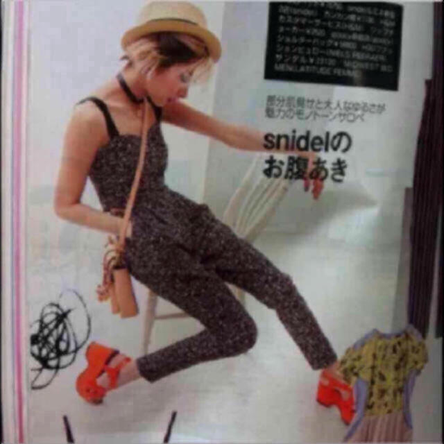 SNIDEL(スナイデル)の板野友美 ローラ着用 snidel サロペット レディースのパンツ(サロペット/オーバーオール)の商品写真