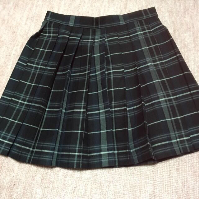 制服に☆チェックプリーツスカート レディースのスカート(ひざ丈スカート)の商品写真