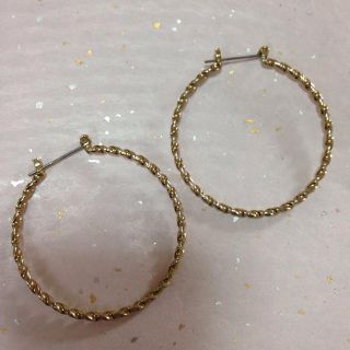 ピアス ツイスト(ピアス)