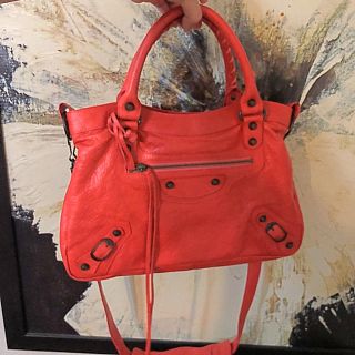 バレンシアガ(Balenciaga)のバレンシアガ 超美品 素敵ブラッドオレンジカラー(ショルダーバッグ)