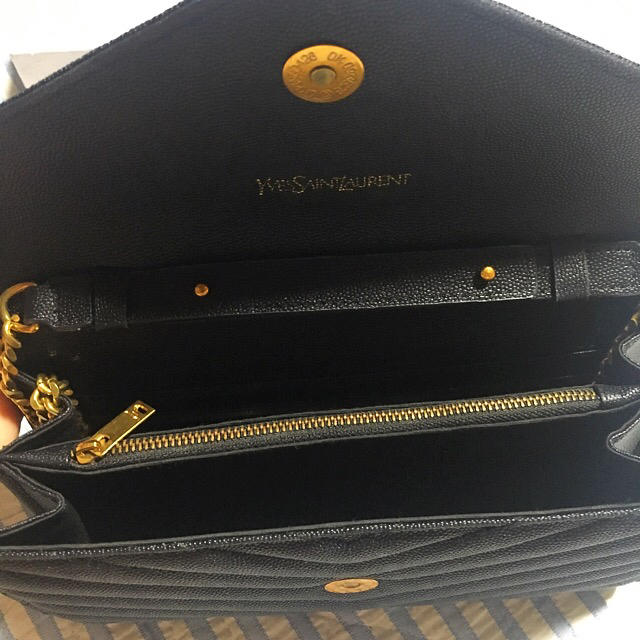 Yves Saint Laurent Beaute(イヴサンローランボーテ)のYSLチェーンバック レディースのバッグ(ショルダーバッグ)の商品写真
