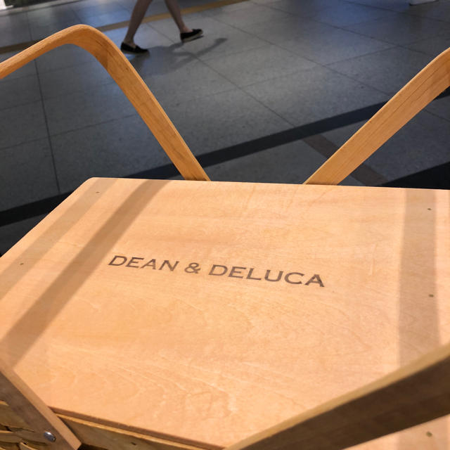 DEAN & DELUCA(ディーンアンドデルーカ)の（非売品）DEAN & DELUCA の木の編み上げかご インテリア/住まい/日用品のキッチン/食器(その他)の商品写真