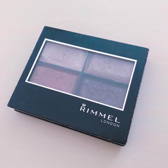 RIMMEL(リンメル)のリンメル ロイヤルヴィンテージアイズ 010 コスメ/美容のベースメイク/化粧品(アイシャドウ)の商品写真