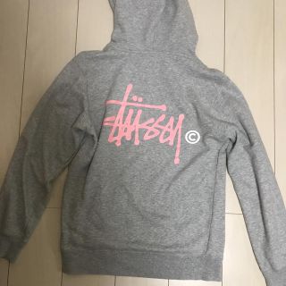 ステューシー(STUSSY)のstussy パーカー(パーカー)