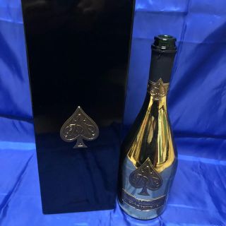 ドンペリニヨン(Dom Pérignon)のアルマンド ゴールド 木箱 空ビン 布(小物入れ)