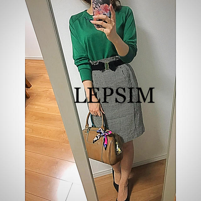 LEPSIM(レプシィム)の☆LEPSIM☆レプシィム ビジュー付きカットソー レディースのトップス(カットソー(長袖/七分))の商品写真