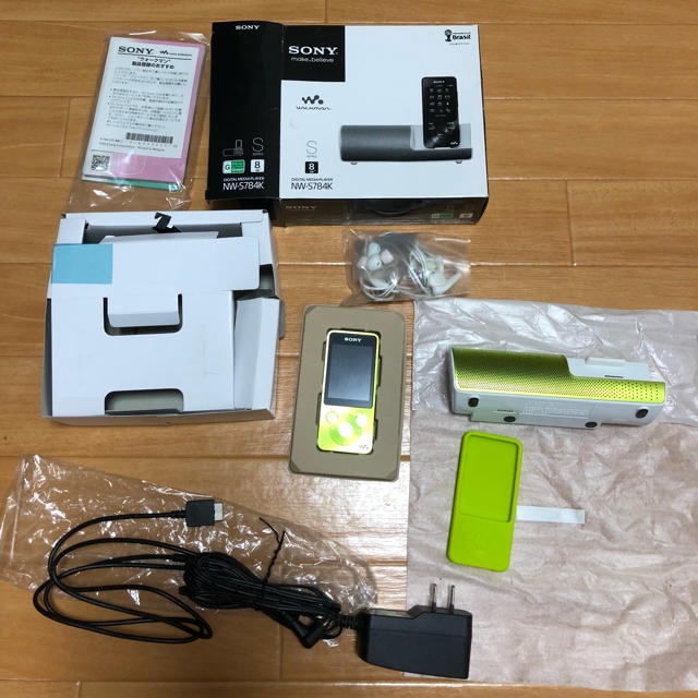 WALKMAN(ウォークマン)のSONY WALKMAN Sseries 8GB NW-S784K スマホ/家電/カメラのオーディオ機器(ポータブルプレーヤー)の商品写真