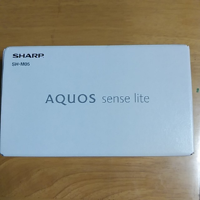 AQUOS sense lite SH-Ｍ05 SIMﾌﾘｰ スマホ/家電/カメラのスマートフォン/携帯電話(スマートフォン本体)の商品写真