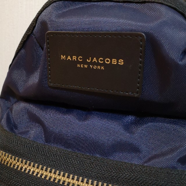 MARC BY MARC JACOBS(マークバイマークジェイコブス)の【送料込】マークジェイコブス　人気の軽量バックパック レディースのバッグ(リュック/バックパック)の商品写真