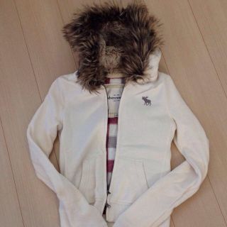 アバクロンビーアンドフィッチ(Abercrombie&Fitch)のAbercrombie(パーカー)