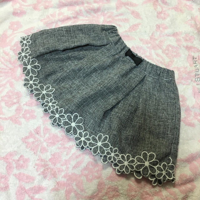 anyFAM(エニィファム)のキュロットスカート 90センチ キッズ/ベビー/マタニティのキッズ服女の子用(90cm~)(スカート)の商品写真