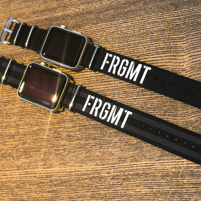 FRAGMENT  Apple watch TYPE STRAP 22mm 2本