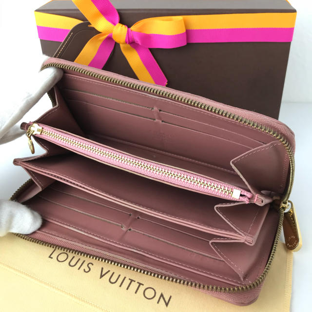 LOUIS VUITTON(ルイヴィトン)のルイヴィトン  ジッピーウォレット  ピンク  花柄  モノグラム  大人気商品 レディースのファッション小物(財布)の商品写真