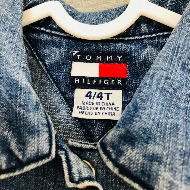 TOMMY HILFIGER(トミーヒルフィガー)の美品♡ トミーヒルフィガー  デニム ワンピース 110cm トミー TOMMY キッズ/ベビー/マタニティのキッズ服女の子用(90cm~)(ワンピース)の商品写真