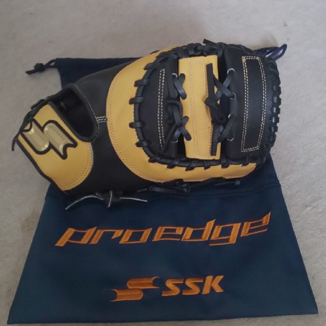 SSK(エスエスケイ)の新品!ＳＳＫプロエッジ軟式ファーストミット スポーツ/アウトドアの野球(グローブ)の商品写真