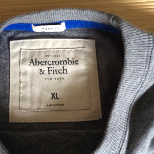 Abercrombie&Fitch(アバクロンビーアンドフィッチ)のAbercrombie &Fitch   長袖Ｔシャツ メンズのトップス(Tシャツ/カットソー(七分/長袖))の商品写真