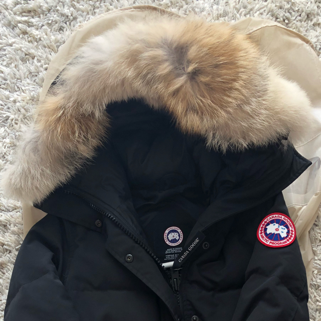 CANADA GOOSE(カナダグース)の【入手困難】CANADA GOOSE カナダグース マッケンジー Sサイズ レディースのジャケット/アウター(ダウンコート)の商品写真