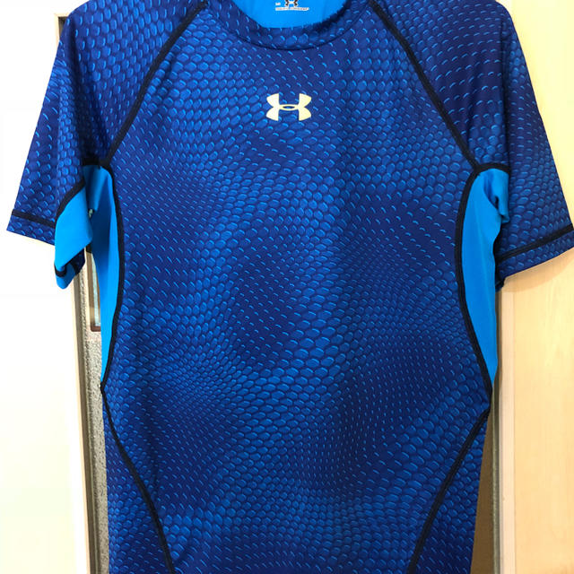 UNDER ARMOUR(アンダーアーマー)のトレーニングウエア&Tシャツ3点 スポーツ/アウトドアのランニング(ウェア)の商品写真