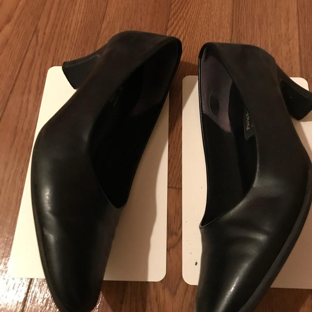 シンプル 黒パンプス レディースの靴/シューズ(ハイヒール/パンプス)の商品写真