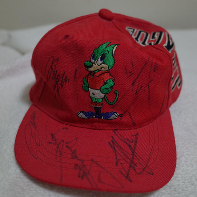 最新入荷】 激レアビンテージ 1992 浦和レッズサイン入りキャップ 最新入荷】 激レアビンテージ 1992 浦和レッズサイン入りキャップ
