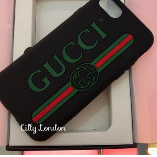 Gucci(グッチ)のGUCCIiPhone7/8ラバーロゴケース スマホ/家電/カメラのスマホアクセサリー(モバイルケース/カバー)の商品写真