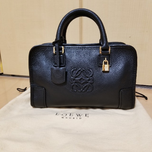 LOEWE(ロエベ)のLOEWE　アマソナ23　ブラック レディースのバッグ(ハンドバッグ)の商品写真