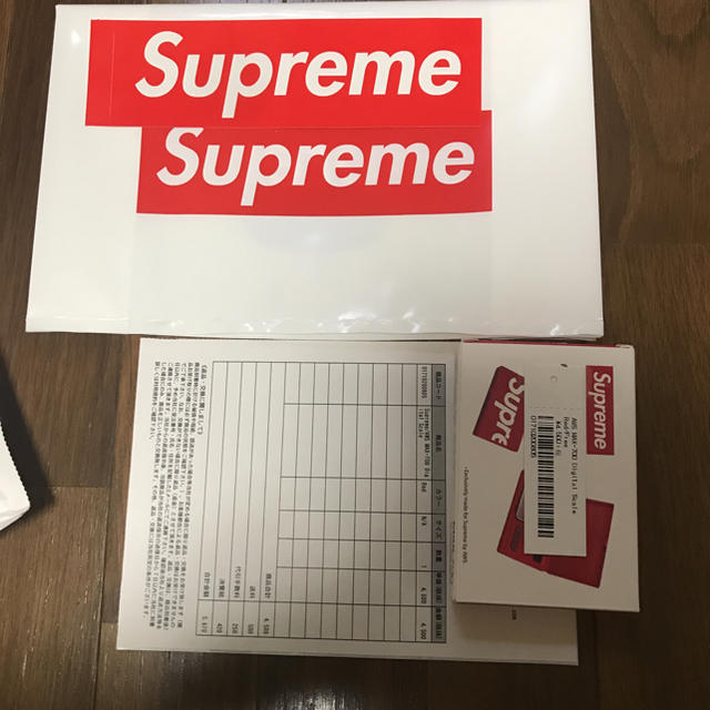 Supreme(シュプリーム)のSupreme AWS MAX-700 Digital Scale Red インテリア/住まい/日用品のキッチン/食器(調理道具/製菓道具)の商品写真