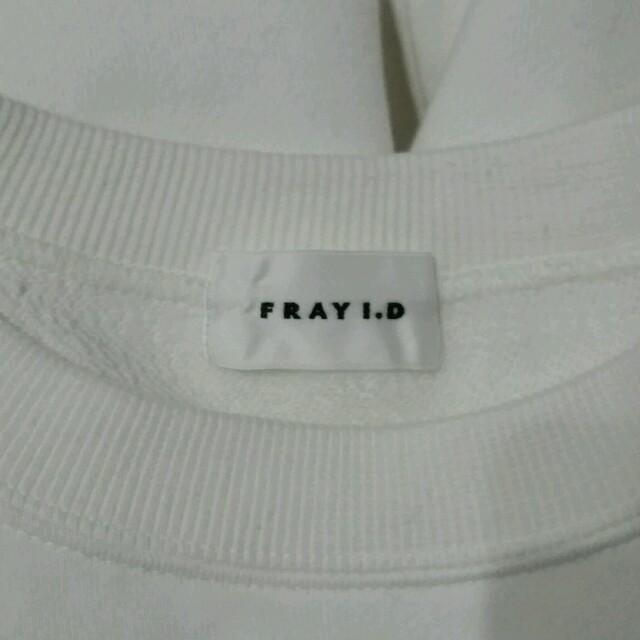 FRAY I.D(フレイアイディー)のFRAY ID スウェット 新品 レディースのトップス(トレーナー/スウェット)の商品写真