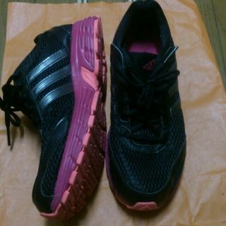 アディダス(adidas)のadidas シューズ(スニーカー)