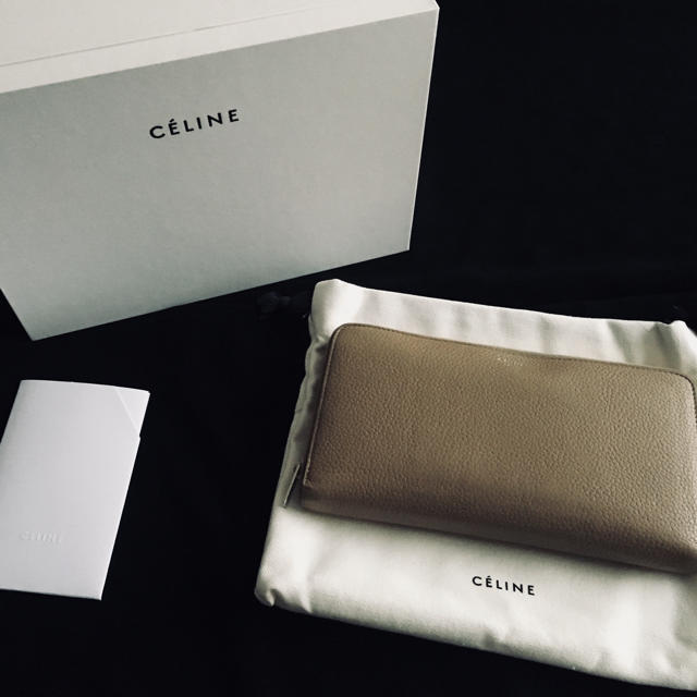 celine(セリーヌ)のONA様専用 CELINE ラージジップ バイカラー 長財布 レディースのファッション小物(財布)の商品写真