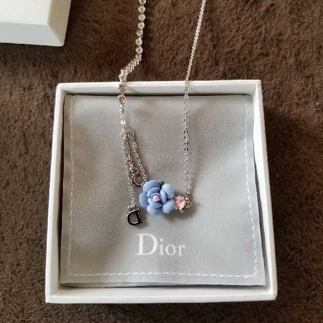 Dior　ネックレス【送料込み　新品未使用】