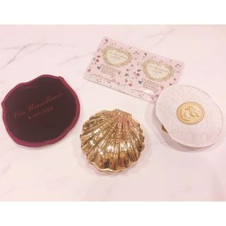 レメルヴェイユーズラデュレ(Les Merveilleuses LADUREE)のラデュレ リミテッド エディション パウダーケース 貝殻(ファンデーション)