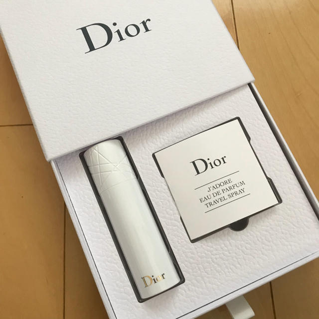 Dior - ★非売品★ Dior ジャドール オードゥ パルファン 香水 サンプルの通販 by ♡♡♡｜ディオールならラクマ