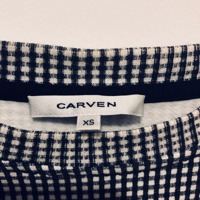 CARVEN(カルヴェン)の【hii様専用】CARVENチェック×花柄スエット レディースのトップス(トレーナー/スウェット)の商品写真