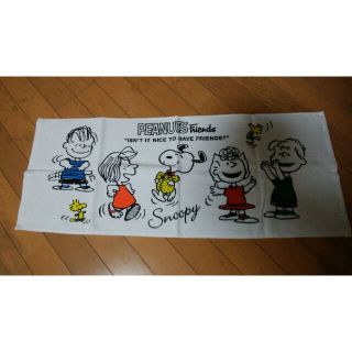 スヌーピー(SNOOPY)のスヌーピー　ダンス柄タオル　白地(タオル)