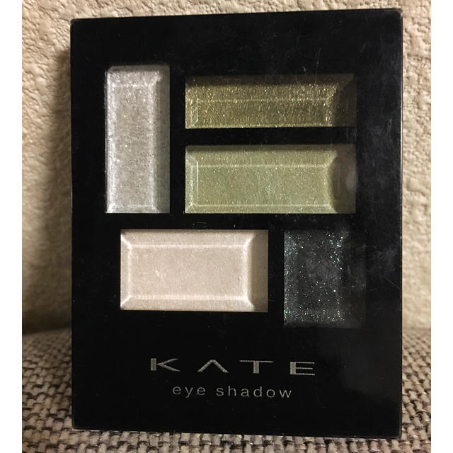 KATE(ケイト)のケイト KATE グリーン系グラムトリック緑アイシャドウ コスメ/美容のベースメイク/化粧品(アイシャドウ)の商品写真
