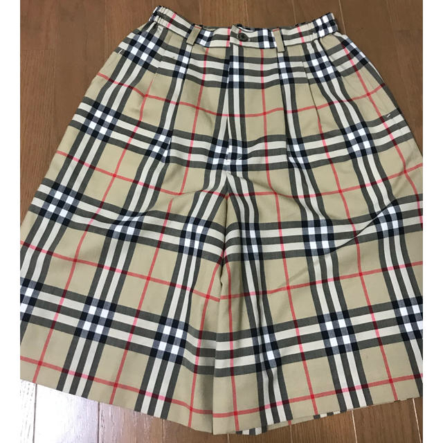 BURBERRY(バーバリー)のSetuh 様専用 レディースのパンツ(キュロット)の商品写真