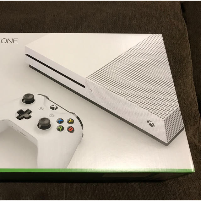 Xbox - xbox one s 1TB ホワイト 本体の通販 by パンダ〜's s｜エックスボックスならラクマ