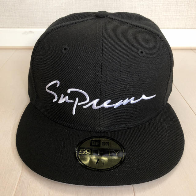 Supreme Classic Script New Eraシュプリームキャップ