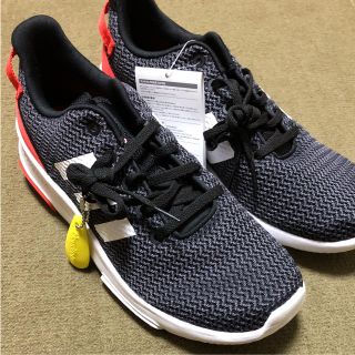 アディダス(adidas)のスニーカー(スニーカー)