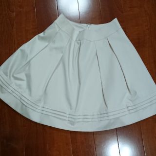 アベニールエトワール スカート(ひざ丈スカート)