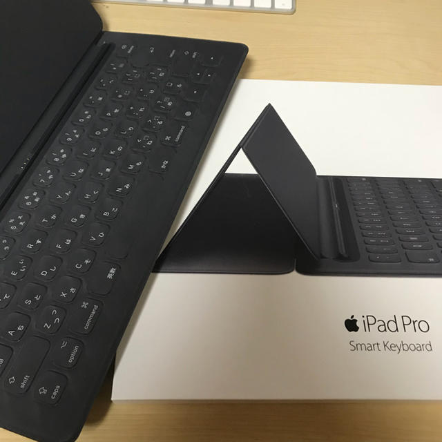 iPad Pro 12.9 inch用　純正Smart keyboard　日本語