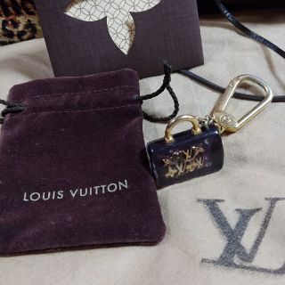 ルイヴィトン(LOUIS VUITTON)の♡ルイ.ヴィトン♡charm♡(チャーム)