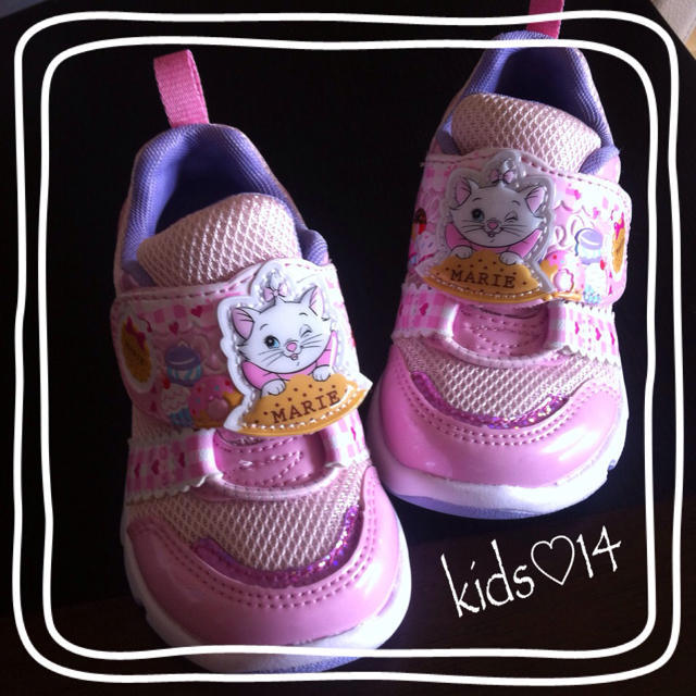 Disney マリーちゃん キッズシューズの通販 By Abi S Shop ディズニーならラクマ Disney マリーちゃん キッズシューズの通販 By Abi S Shop ディズニーならラクマ