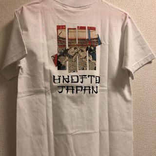 アンディフィーテッド(UNDEFEATED)のUNDEFEATED UKIYOE SUMO TEE WHITE S(Tシャツ/カットソー(半袖/袖なし))