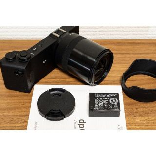 シグマ(SIGMA)の【美品】SIGMA dp0 Quattro(ミラーレス一眼)