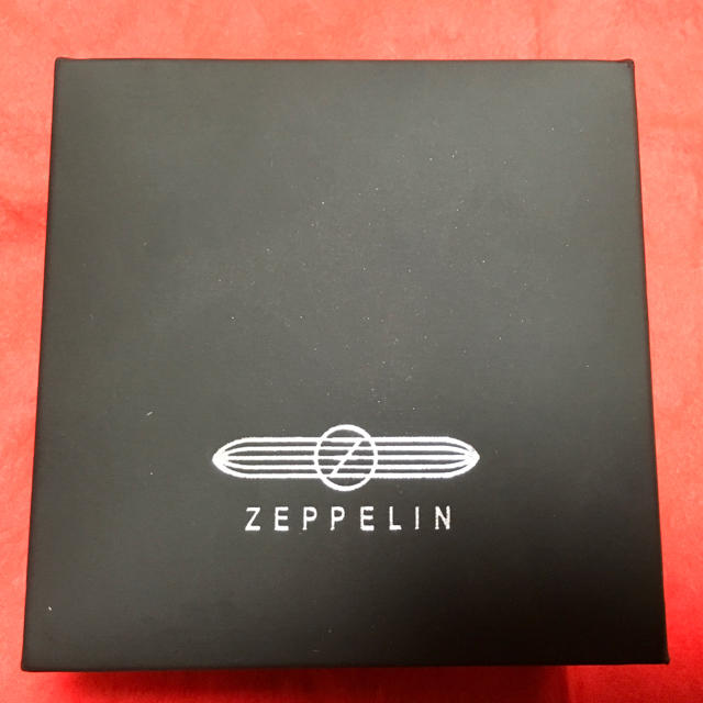 ZEPPELIN(ツェッペリン)のZEPPELIN メンズ LZ129 クロノ 40mm REF 7086  メンズの時計(腕時計(アナログ))の商品写真