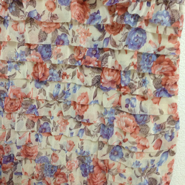 SNIDEL(スナイデル)のsnidel 花柄ティアードキャミ レディースのトップス(キャミソール)の商品写真